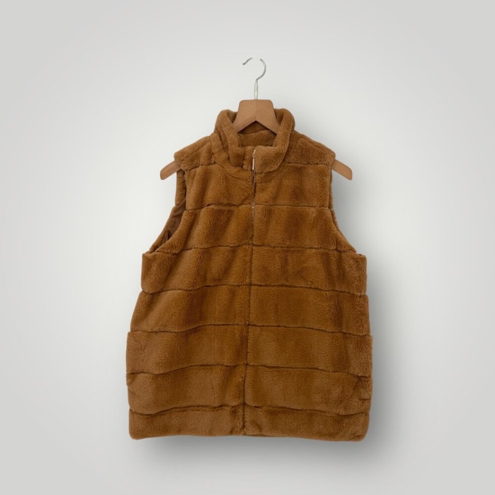 crown & ivy Tan Faux Fur Gold Zipper Detail Puffer Style Vest Large